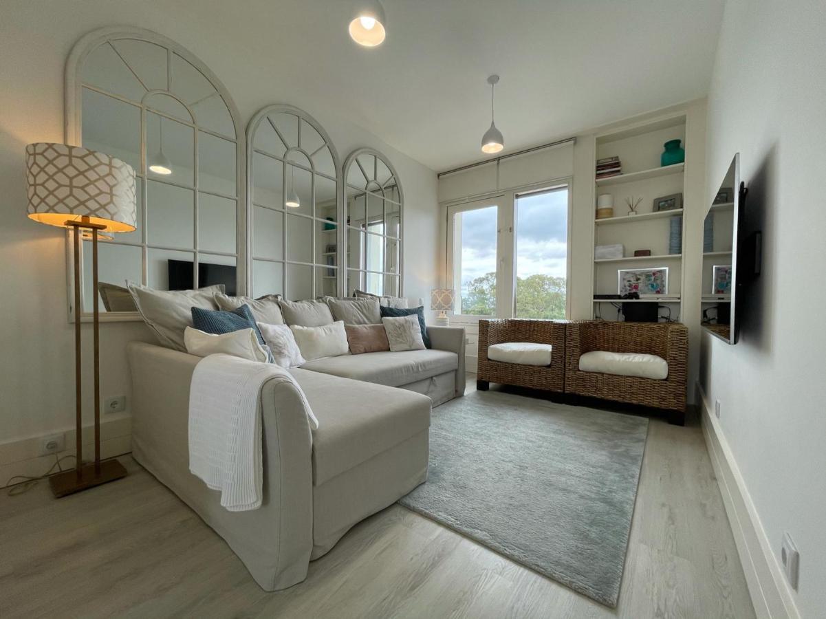 טרואיה Beautiful Penthouse Apartment With Terrace - 4 Minute Walk To The Beach מראה חיצוני תמונה